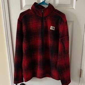 The North Face Gordon Lyons Red Plaid Fleece Pullover, Half Zip! Barely Worn!